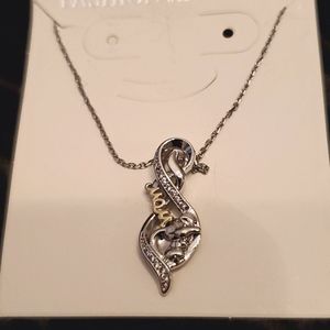 💙 4/$20 -18" MOM Lucky Pendant